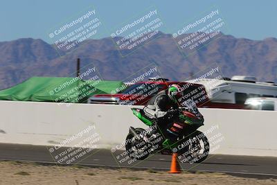 media/Oct-30-2022-CVMA (Sun) [[fb421c3cec]]/Race 9 Formula Ultra Lightweight Shootout/